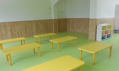 江西省上饒縣皂頭鎮紅太陽幼兒園地板